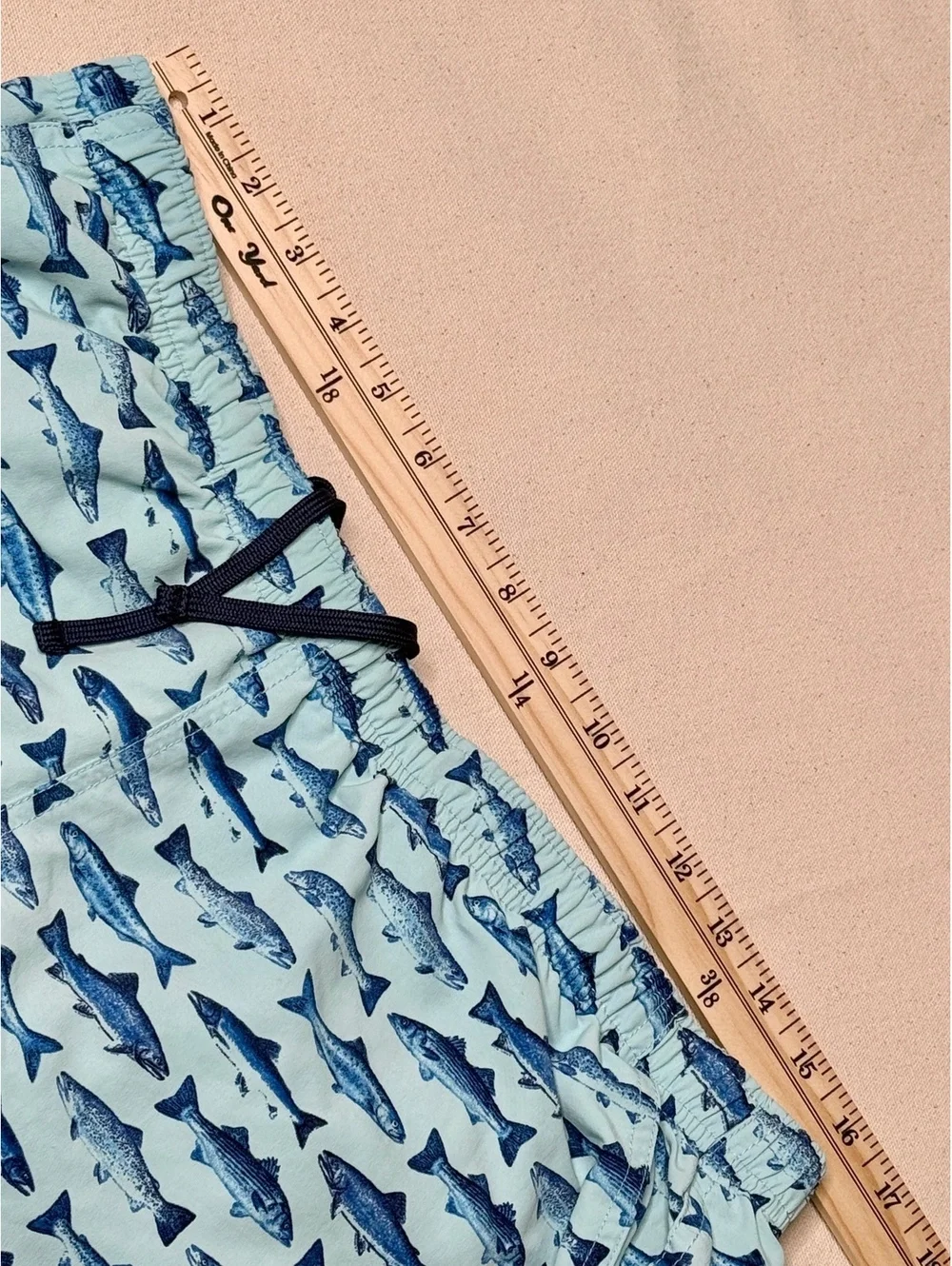 L.L.Bean Men’s Large Fish Print Swim Trunks Blue Mesh Lined Drawstring